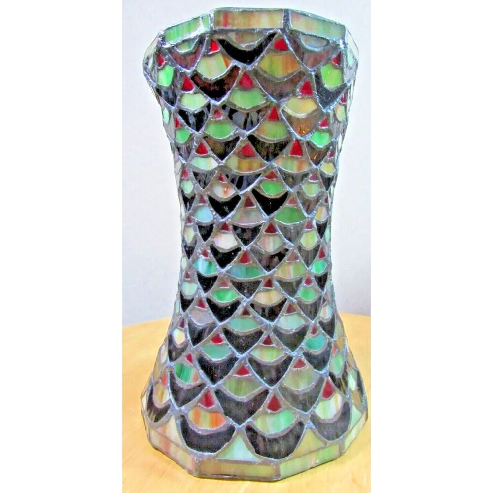Quoizel Vintage Tall 35” Stain Glass Lamp Multicolor